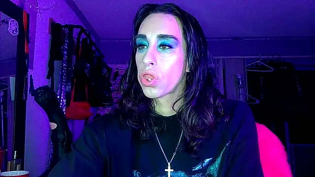 xoFrankie online show from 10/30/25, 04:25