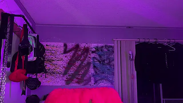 xoFrankie online show from 11/14/25, 07:07