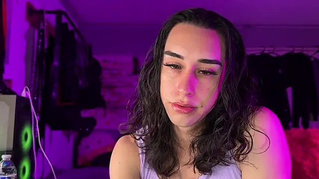 xoFrankie online show from 11/29/25, 02:47