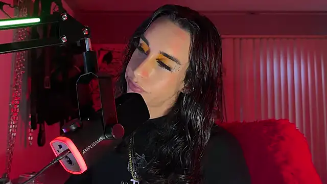 xoFrankie online show from 04/25/26, 01:30