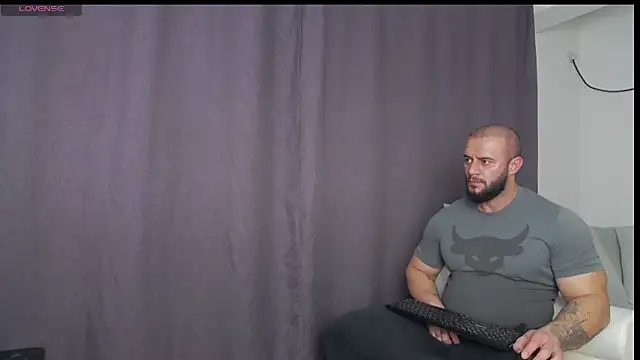 RickyMiami1 online show from 11/05/25, 06:08