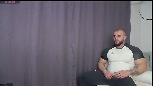 RickyMiami1 online show from 11/28/25, 09:50