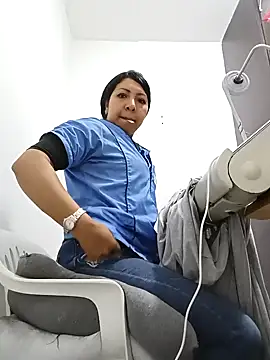 pocahontas nex online show from 11/21/25, 03:33