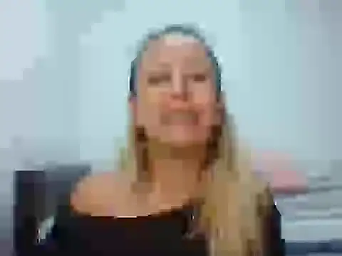 leah susman online show from 10/28/25, 02:48