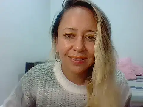 leah susman online show from 11/13/25, 02:10