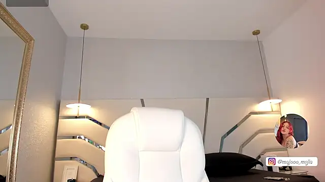 Julieth Rojas online show from 09/13/25, 04:12