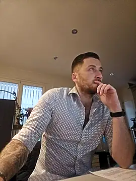 Keviios online show from 10/01/25, 06:08