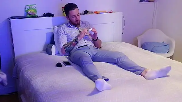 Keviios online show from 12/03/25, 11:30