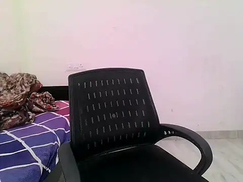 its siya  online show from 04/24/26, 07:49