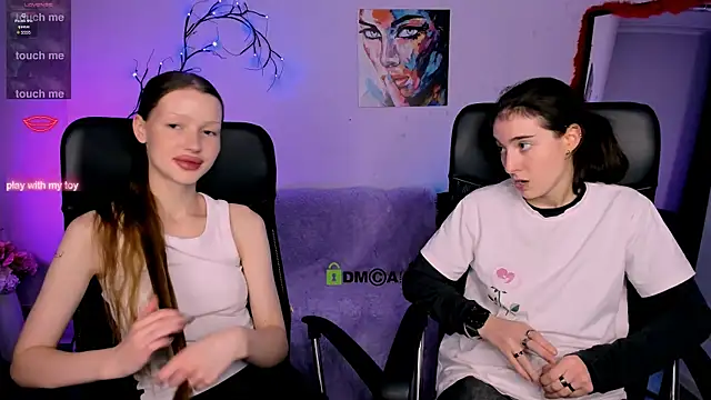 khloebeauty online show from 12/13/25, 08:14