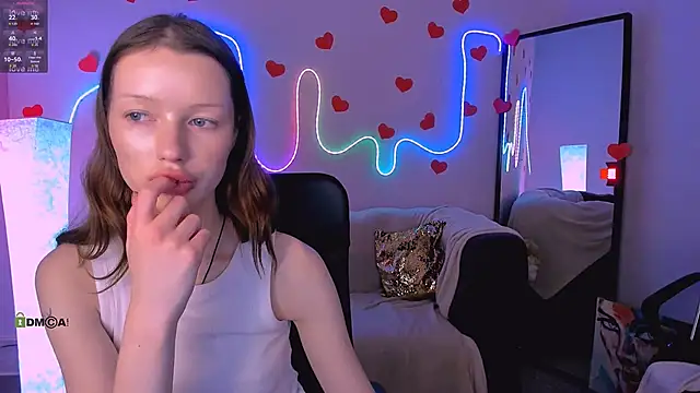 khloebeauty online show from 02/24/26, 11:58