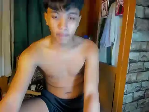 chris hot asian loverboy online show from 07/13/26, 04:32