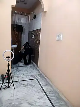 meenu bhabhi547 online show from 03/13/26, 04:41