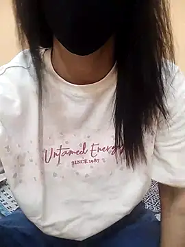 meenu bhabhi547 online show from 04/20/26, 04:26