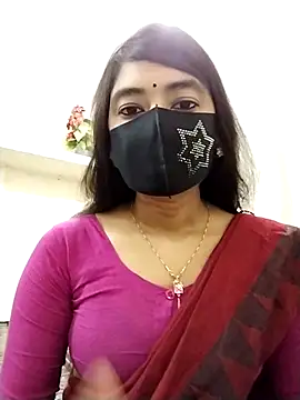 Puja-Rane online show from 11/02/25, 01:41