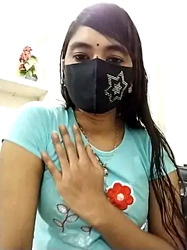 Puja-Rane online show from 11/05/25, 06:13