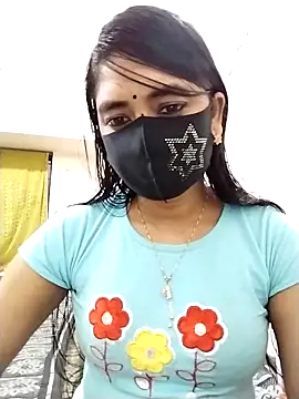 Puja-Rane online show from 11/28/25, 02:31