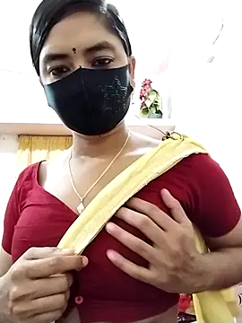 Snapshot of Puja-Rane chatting on 04/25/26, 02:03 Puja-Rane online show from 04/25/26, 02:03