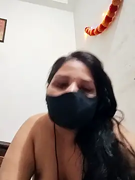 Snapshot of Sexybhabhi6 chatting on 10/18/25, 03:20 Sexybhabhi6 online show from 10/18/25, 03:20