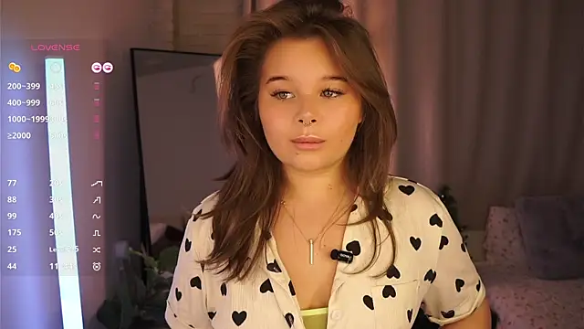 Anna Nicol online show from 12/21/25, 01:18