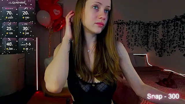 Snapshot of EvaLone1 chatting on 02/16/26, 10:06 EvaLone1 online show from 02/16/26, 10:06