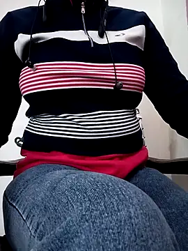 Rekha 89 online show from 12/19/25, 03:24