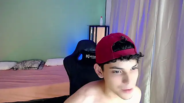 Snapshot of dilan_hott_ chatting on 09/09/25, 09:14 dilan hott online show from 09/09/25, 09:14