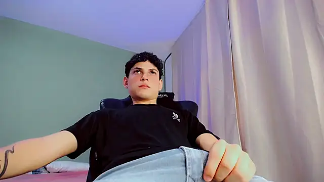 Snapshot of dilan_hott_ chatting on 09/10/25, 08:20 dilan hott online show from 09/10/25, 08:20