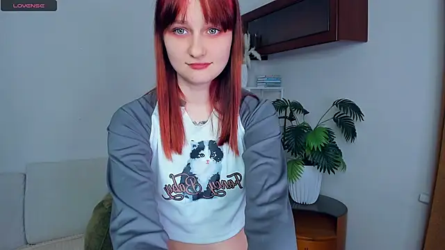 KatyKufel online show from 11/18/25, 06:45