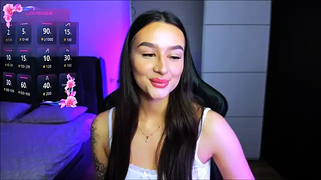 Veronica Larsson online show from 11/22/25, 08:08