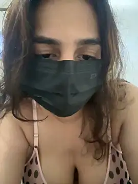 aisha1630 online show from 09/11/25, 04:07