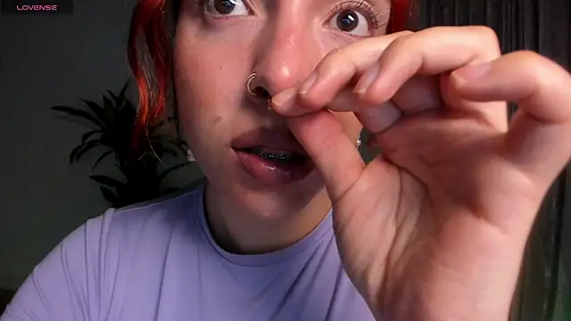 Snapshot of bri_von_dhara__ chatting on 09/15/25, 10:37 bri von dhara online show from 09/15/25, 10:37