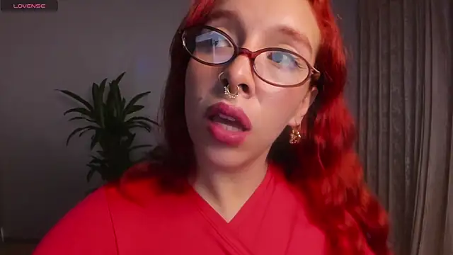 Snapshot of bri_von_dhara__ chatting on 10/07/25, 12:35 bri von dhara online show from 10/07/25, 12:35