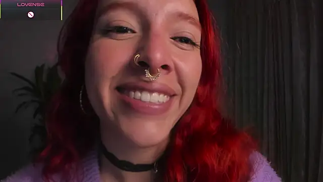 Snapshot of bri_von_dhara__ chatting on 10/09/25, 11:52 bri von dhara online show from 10/09/25, 11:52