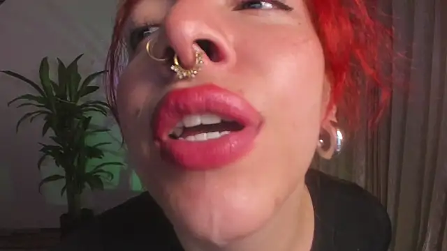 Snapshot of bri_von_dhara__ chatting on 10/16/25, 01:45 bri von dhara online show from 10/16/25, 01:45