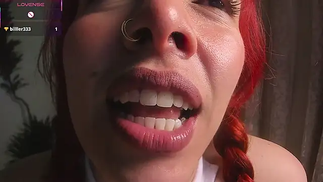 Snapshot of bri_von_dhara__ chatting on 11/04/25, 12:26 bri von dhara online show from 11/04/25, 12:26