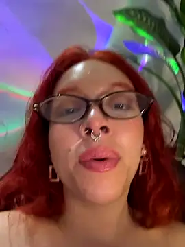 Snapshot of bri_von_dhara__ chatting on 11/14/25, 09:57 bri von dhara online show from 11/14/25, 09:57