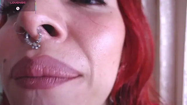 Snapshot of bri_von_dhara__ chatting on 11/27/25, 12:40 bri von dhara online show from 11/27/25, 12:40