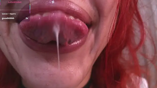 Snapshot of bri_von_dhara__ chatting on 12/03/25, 07:45 bri von dhara online show from 12/03/25, 07:45