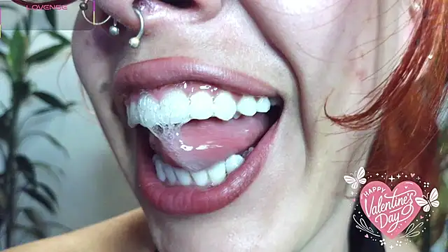 bri von dhara   online show from 02/15/26, 10:39