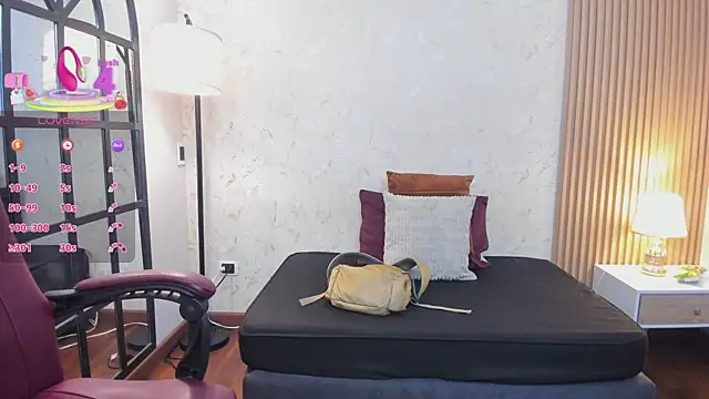 aliceandsia online show from 02/25/26, 07:01