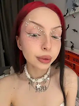 Snapshot of Lina_Thornton_ chatting on 11/12/25, 07:13 Lina Thornton online show from 11/12/25, 07:13