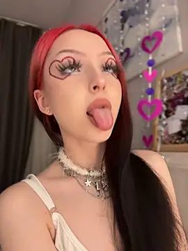 Lina Thornton  online show from 02/15/26, 07:32