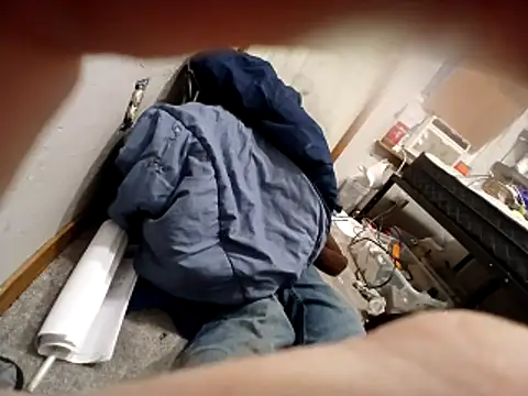 Hurri21 online show from 12/21/25, 05:58