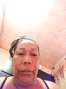 Naomi-Mature online show from 11/04/25, 08:35