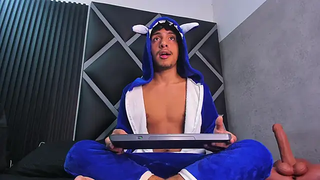 maximiliano jam online show from 09/20/25, 04:13