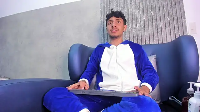 maximiliano jam online show from 09/25/25, 03:32