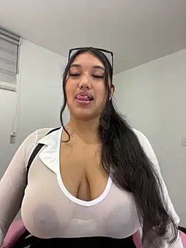 SharaRous online show from 06/05/26, 01:01