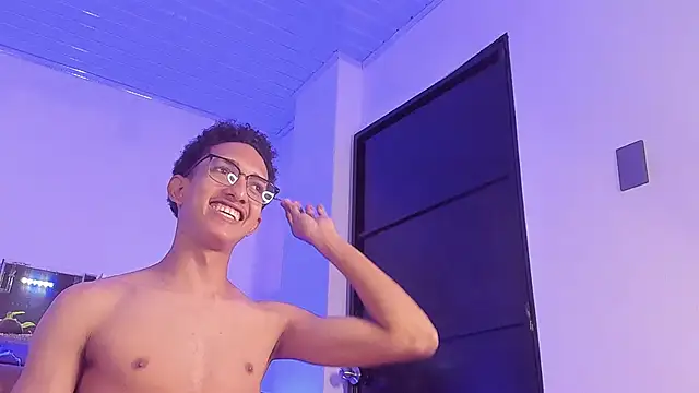 Snapshot of Cj_davis_ chatting on 11/16/25, 09:53 Cj davis online show from 11/16/25, 09:53