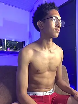 Snapshot of Cj_davis_ chatting on 11/22/25, 03:49 Cj davis online show from 11/22/25, 03:49